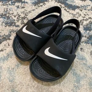Nike toddler kawa slides size 6c